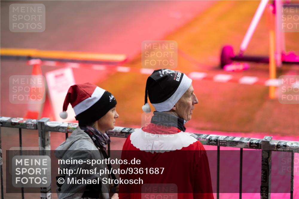 07.12.2025 - St. Pauli X-Mass-Run No. 15 Michael Strokosch http://msf.ph/oto/9361687 07.12.2025 11:35:20 Laufen  meine-sportfotos.de