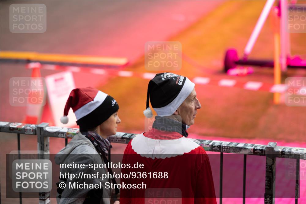 07.12.2025 - St. Pauli X-Mass-Run No. 15 Michael Strokosch http://msf.ph/oto/9361688 07.12.2025 11:35:20 Laufen  meine-sportfotos.de