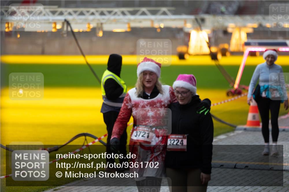 07.12.2025 - St. Pauli X-Mass-Run No. 15 Michael Strokosch http://msf.ph/oto/9361702 07.12.2025 11:36:18 Laufen 3721, 3224 meine-sportfotos.de
