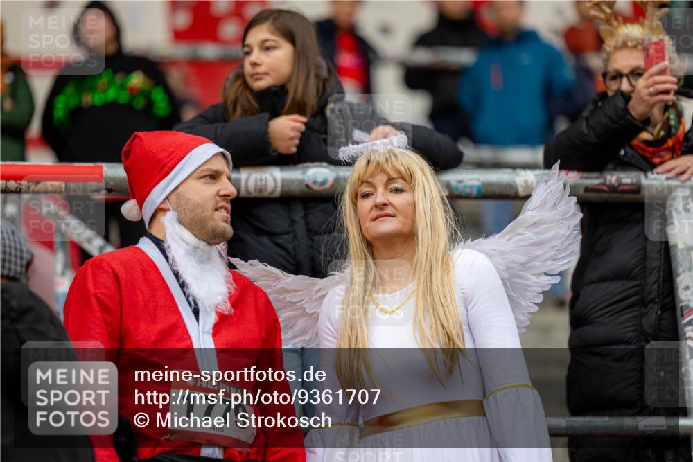 07.12.2025 - St. Pauli X-Mass-Run No. 15 Michael Strokosch http://msf.ph/oto/9361707 07.12.2025 11:36:44 Laufen 15, 1779 meine-sportfotos.de