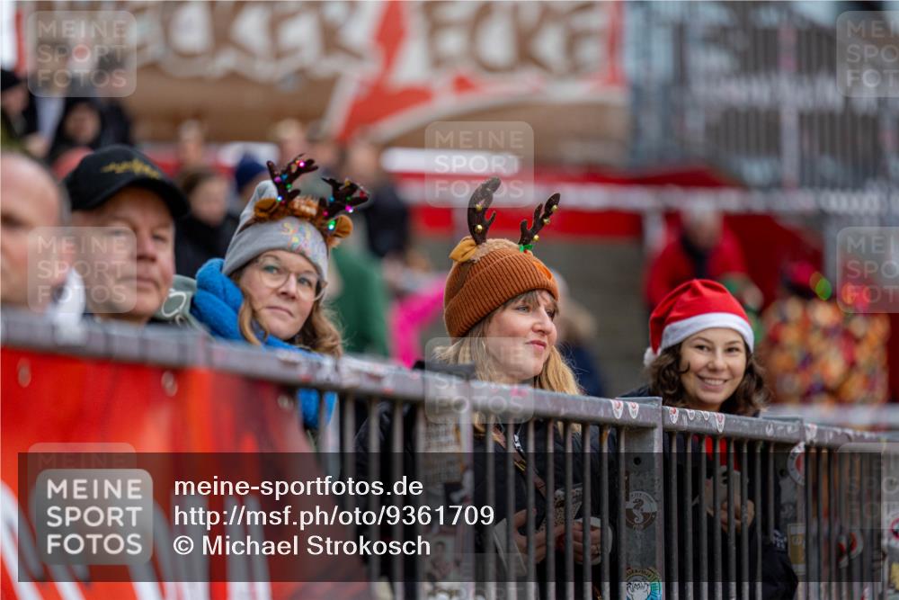 07.12.2025 - St. Pauli X-Mass-Run No. 15 Michael Strokosch http://msf.ph/oto/9361709 07.12.2025 11:37:12 Laufen 1001 meine-sportfotos.de