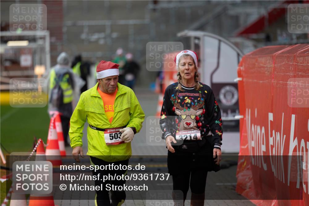 07.12.2025 - St. Pauli X-Mass-Run No. 15 Michael Strokosch http://msf.ph/oto/9361737 07.12.2025 11:38:09 Laufen 503, 15, 3214 meine-sportfotos.de