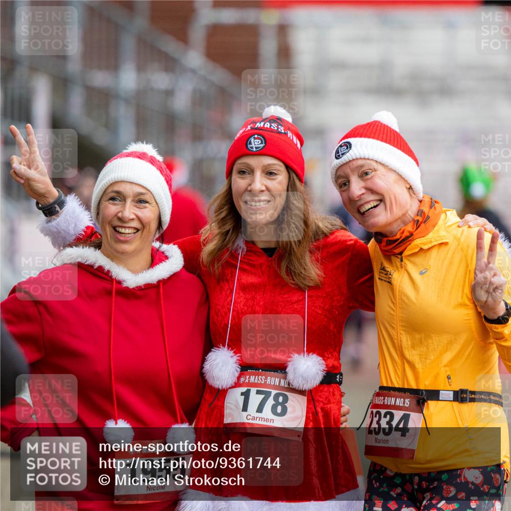 07.12.2025 - St. Pauli X-Mass-Run No. 15 Michael Strokosch http://msf.ph/oto/9361744 07.12.2025 11:47:05 Laufen 1955, 178, 15, 2334 meine-sportfotos.de