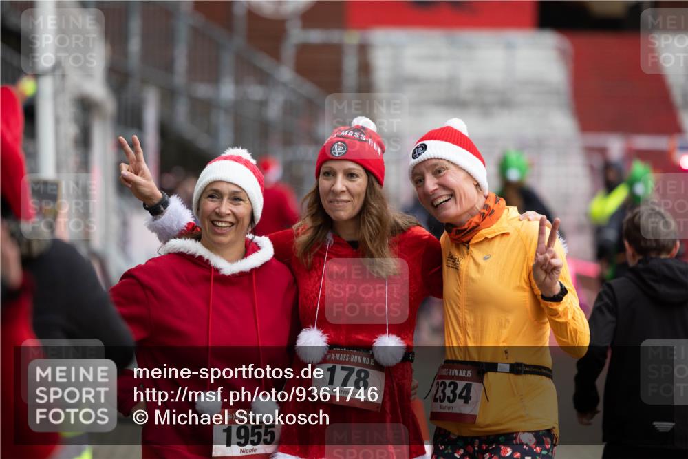 07.12.2025 - St. Pauli X-Mass-Run No. 15 Michael Strokosch http://msf.ph/oto/9361746 07.12.2025 11:47:05 Laufen 1955, 15, 15, 178, 1334 meine-sportfotos.de