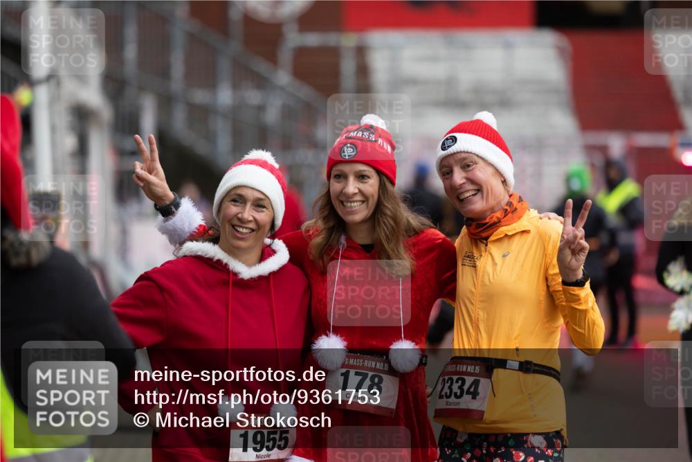 07.12.2025 - St. Pauli X-Mass-Run No. 15 Michael Strokosch http://msf.ph/oto/9361753 07.12.2025 11:47:06 Laufen 1955, 15, 178, 15, 2334 meine-sportfotos.de