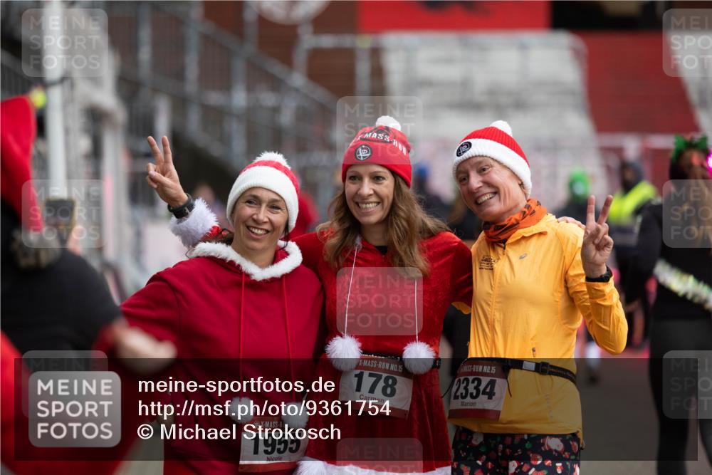 07.12.2025 - St. Pauli X-Mass-Run No. 15 Michael Strokosch http://msf.ph/oto/9361754 07.12.2025 11:47:06 Laufen 1955, 15, 178, 15, 2334 meine-sportfotos.de