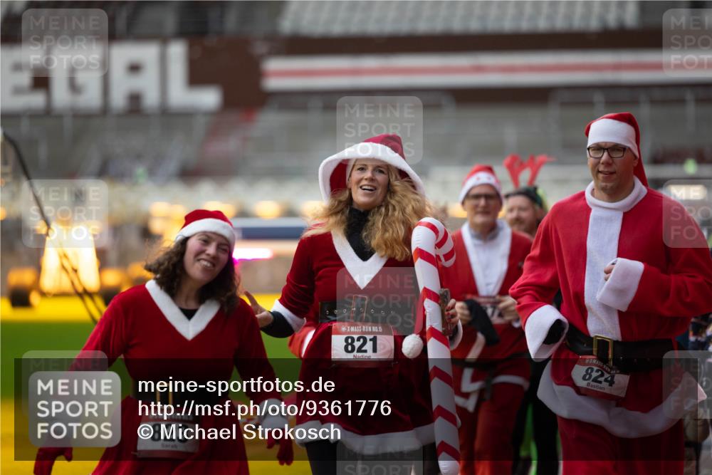 07.12.2025 - St. Pauli X-Mass-Run No. 15 Michael Strokosch http://msf.ph/oto/9361776 07.12.2025 11:47:34 Laufen 0, 823, 000, 15, 821, 824 meine-sportfotos.de