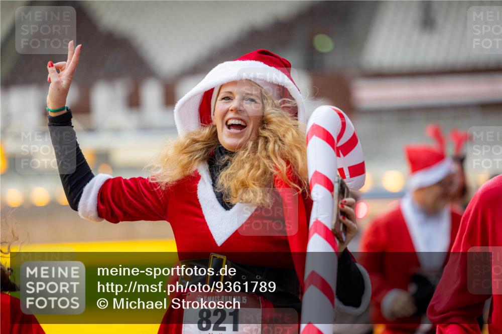 07.12.2025 - St. Pauli X-Mass-Run No. 15 Michael Strokosch http://msf.ph/oto/9361789 07.12.2025 11:47:36 Laufen 000, 15, 8215 meine-sportfotos.de