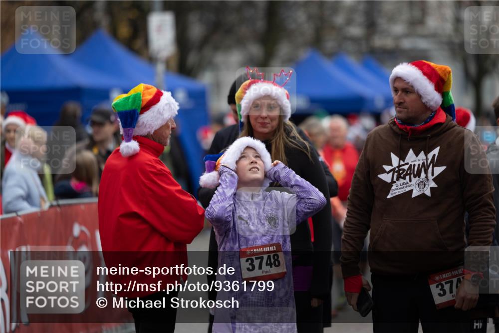 07.12.2025 - St. Pauli X-Mass-Run No. 15 Michael Strokosch http://msf.ph/oto/9361799 07.12.2025 11:55:04 Laufen 15, 3748, 10, 54, 2, 2023, 24, 374 meine-sportfotos.de