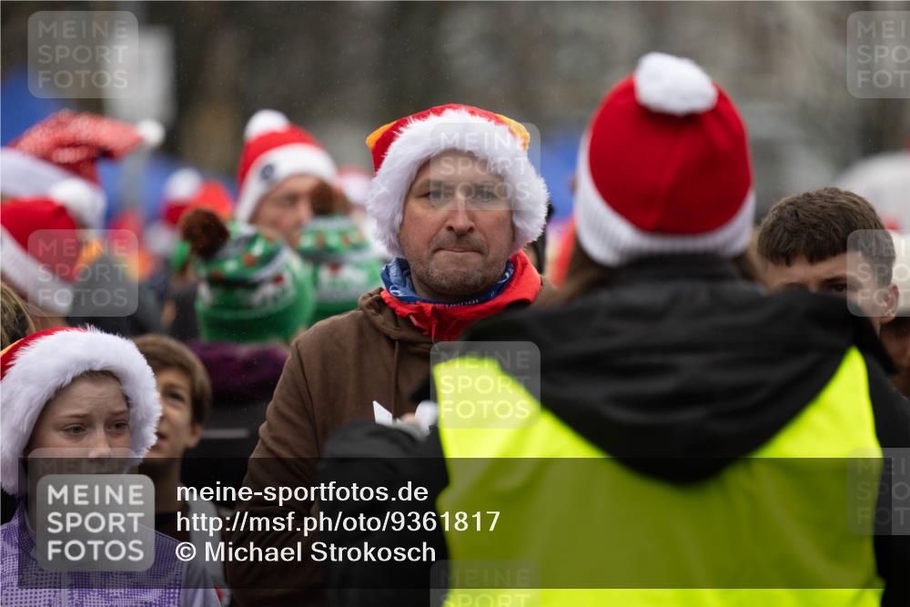 07.12.2025 - St. Pauli X-Mass-Run No. 15 Michael Strokosch http://msf.ph/oto/9361817 07.12.2025 12:07:20 Laufen  meine-sportfotos.de
