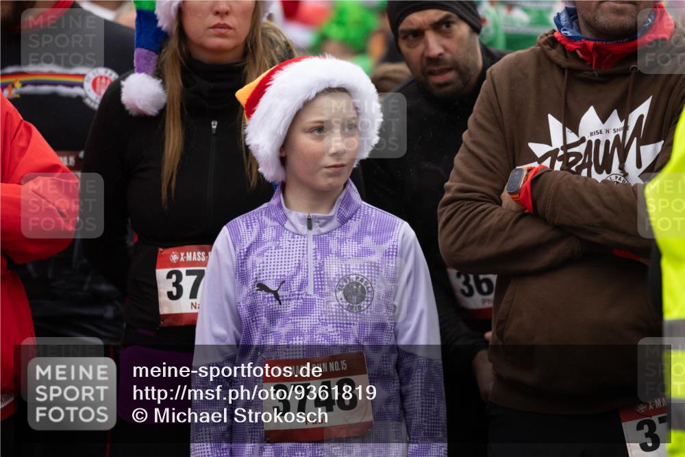 07.12.2025 - St. Pauli X-Mass-Run No. 15 Michael Strokosch http://msf.ph/oto/9361819 07.12.2025 12:07:22 Laufen 37, 15, 3748, 36, 3 meine-sportfotos.de