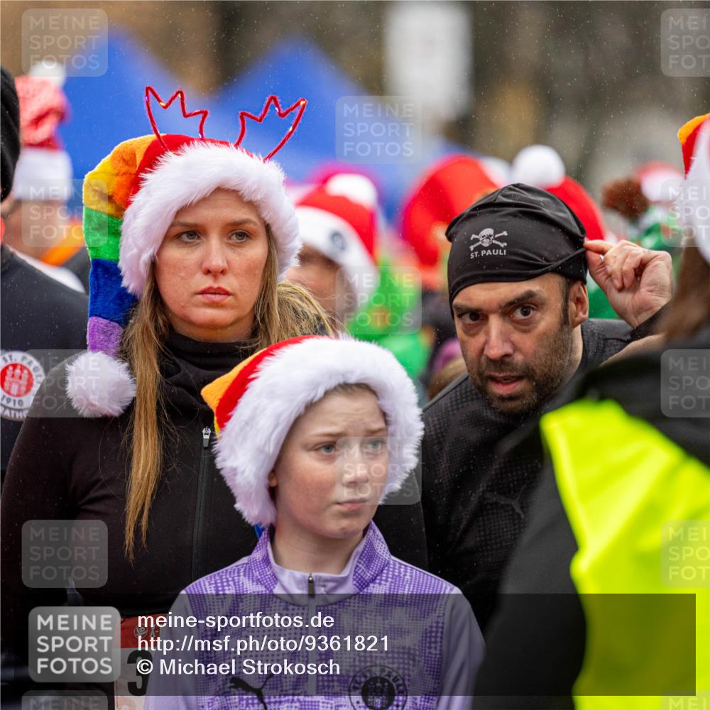 07.12.2025 - St. Pauli X-Mass-Run No. 15 Michael Strokosch http://msf.ph/oto/9361821 07.12.2025 12:07:24 Laufen ©, Michael, Strokosch meine-sportfotos.de