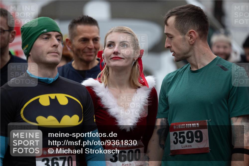 07.12.2025 - St. Pauli X-Mass-Run No. 15 Michael Strokosch http://msf.ph/oto/9361830 07.12.2025 12:07:42 Laufen 5, 3670, 3600, 15, 3599 meine-sportfotos.de