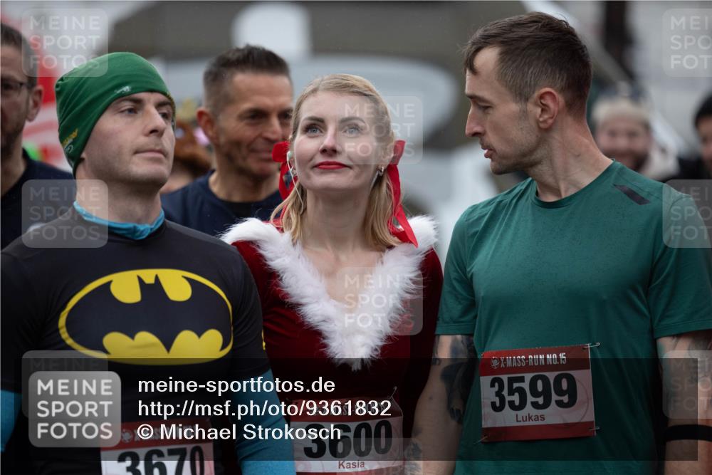 07.12.2025 - St. Pauli X-Mass-Run No. 15 Michael Strokosch http://msf.ph/oto/9361832 07.12.2025 12:07:42 Laufen 5, 3670, 3600, 15, 3599 meine-sportfotos.de