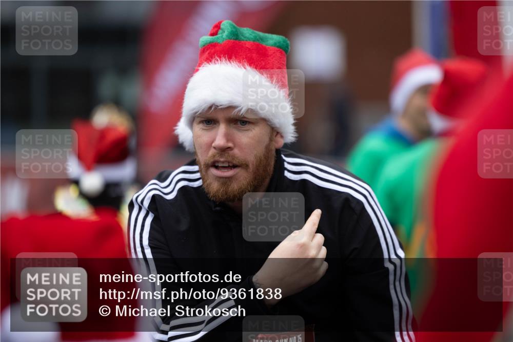 07.12.2025 - St. Pauli X-Mass-Run No. 15 Michael Strokosch http://msf.ph/oto/9361838 07.12.2025 12:17:47 Laufen 15 meine-sportfotos.de