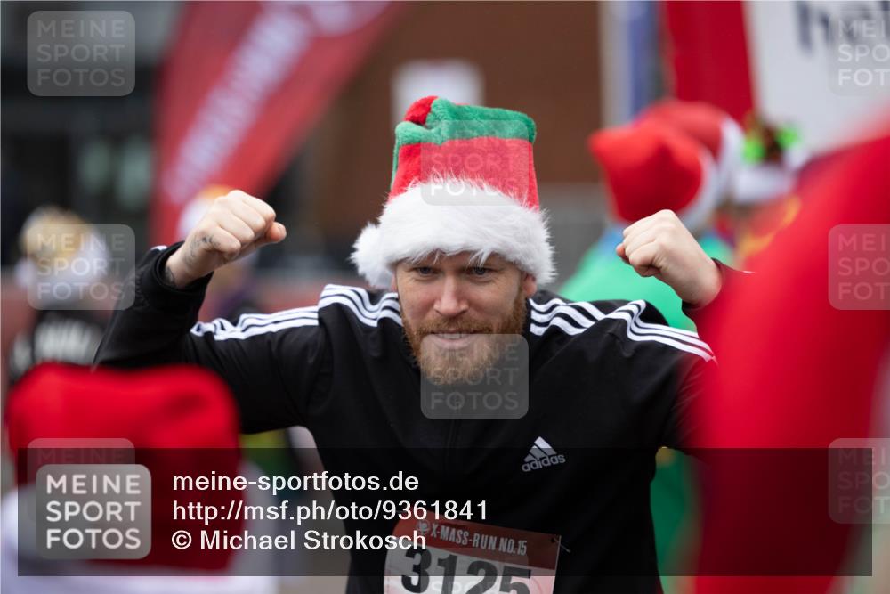 07.12.2025 - St. Pauli X-Mass-Run No. 15 Michael Strokosch http://msf.ph/oto/9361841 07.12.2025 12:17:53 Laufen 15, 3125 meine-sportfotos.de
