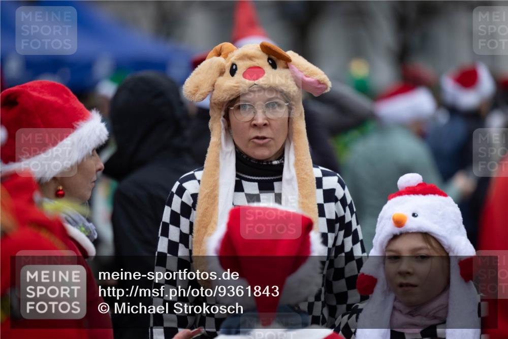07.12.2025 - St. Pauli X-Mass-Run No. 15 Michael Strokosch http://msf.ph/oto/9361843 07.12.2025 12:18:11 Laufen  meine-sportfotos.de