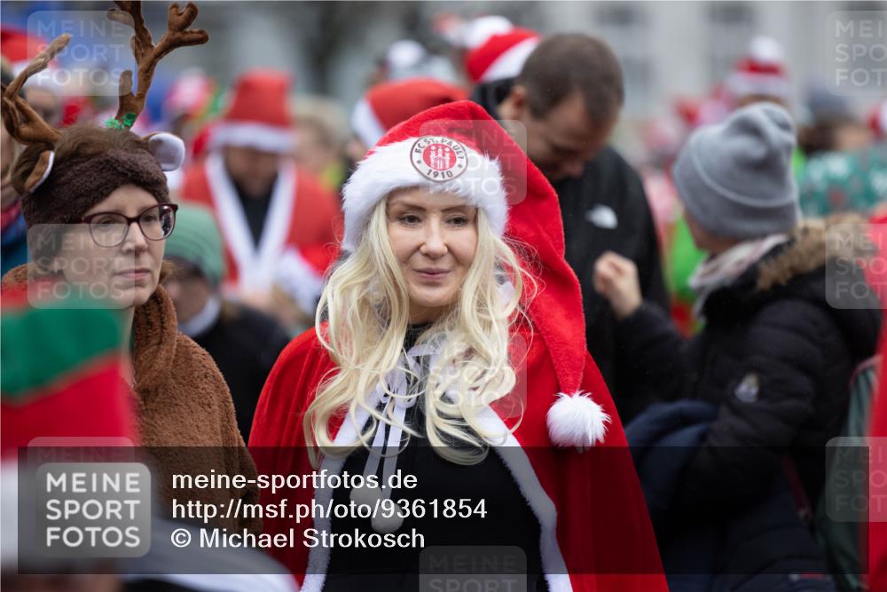 07.12.2025 - St. Pauli X-Mass-Run No. 15 Michael Strokosch http://msf.ph/oto/9361854 07.12.2025 12:20:13 Laufen  meine-sportfotos.de