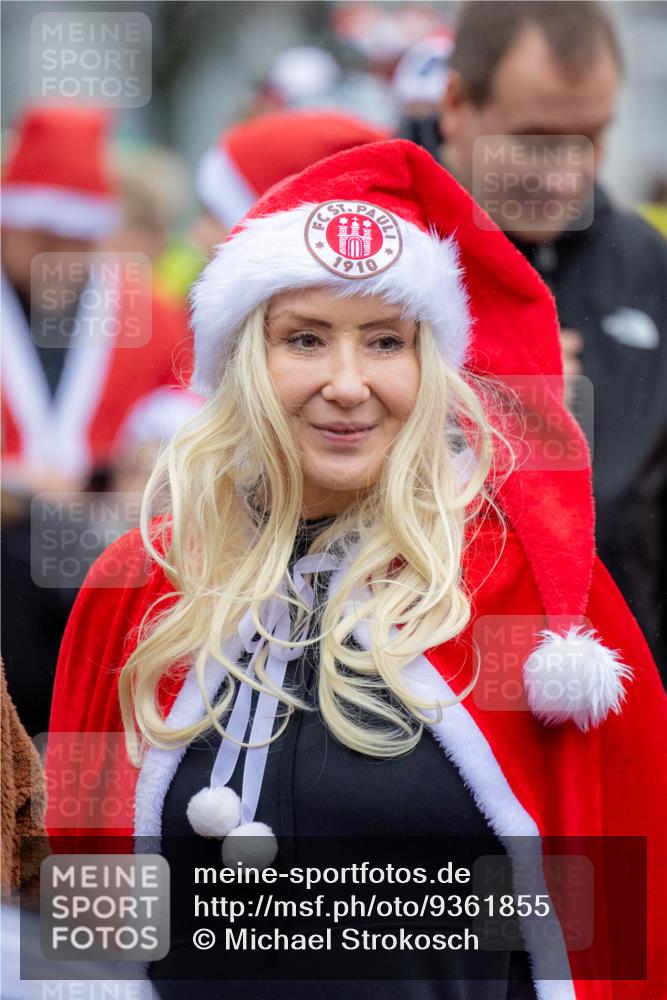 07.12.2025 - St. Pauli X-Mass-Run No. 15 Michael Strokosch http://msf.ph/oto/9361855 07.12.2025 12:20:14 Laufen 1910 meine-sportfotos.de