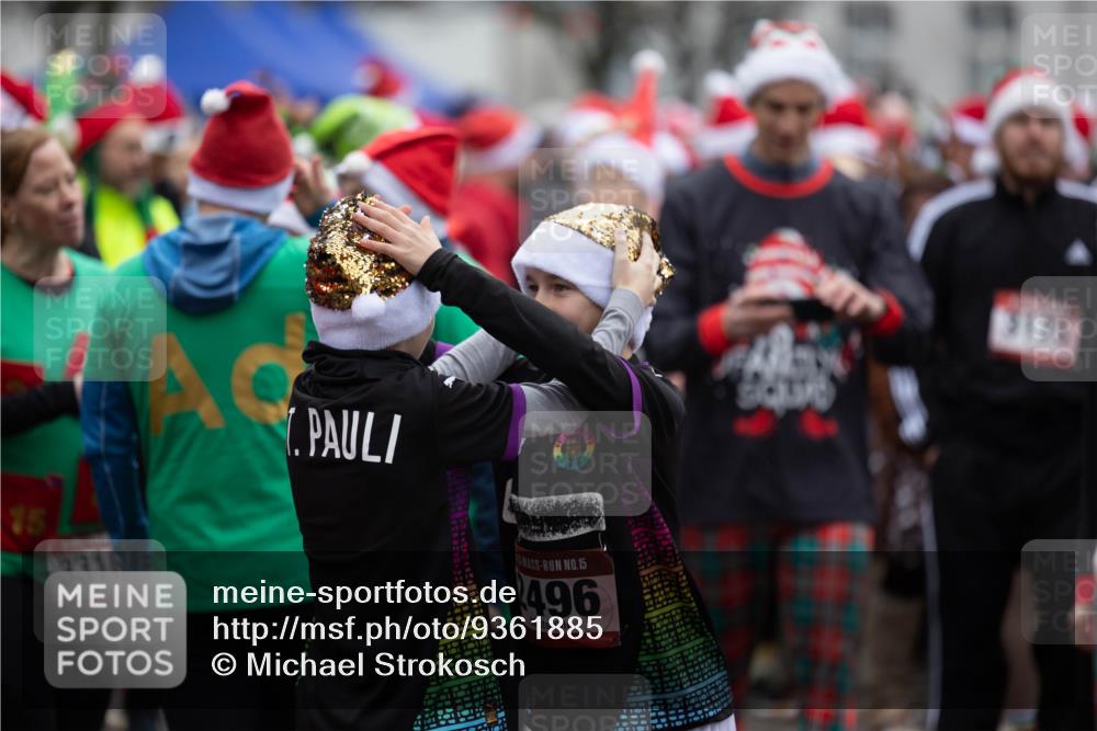 07.12.2025 - St. Pauli X-Mass-Run No. 15 Michael Strokosch http://msf.ph/oto/9361885 07.12.2025 12:22:24 Laufen 15, 3316, 15, 496 meine-sportfotos.de
