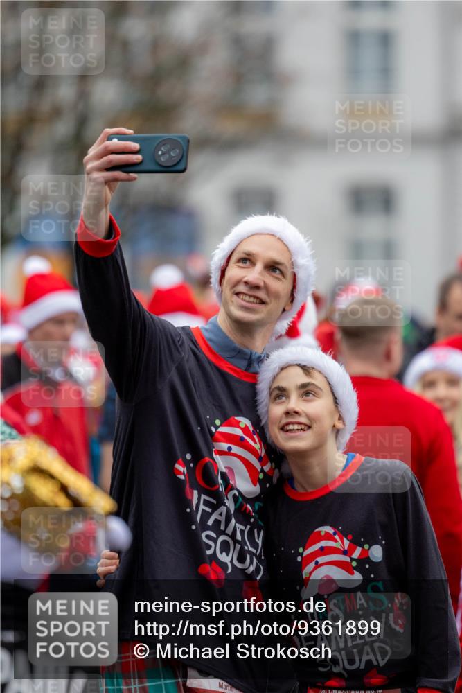 07.12.2025 - St. Pauli X-Mass-Run No. 15 Michael Strokosch http://msf.ph/oto/9361899 07.12.2025 12:22:29 Laufen  meine-sportfotos.de