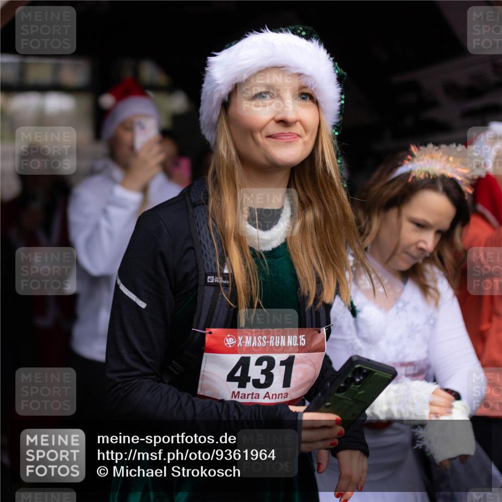 07.12.2025 - St. Pauli X-Mass-Run No. 15 Michael Strokosch http://msf.ph/oto/9361964 07.12.2025 10:33:38 Laufen 15, 431 meine-sportfotos.de
