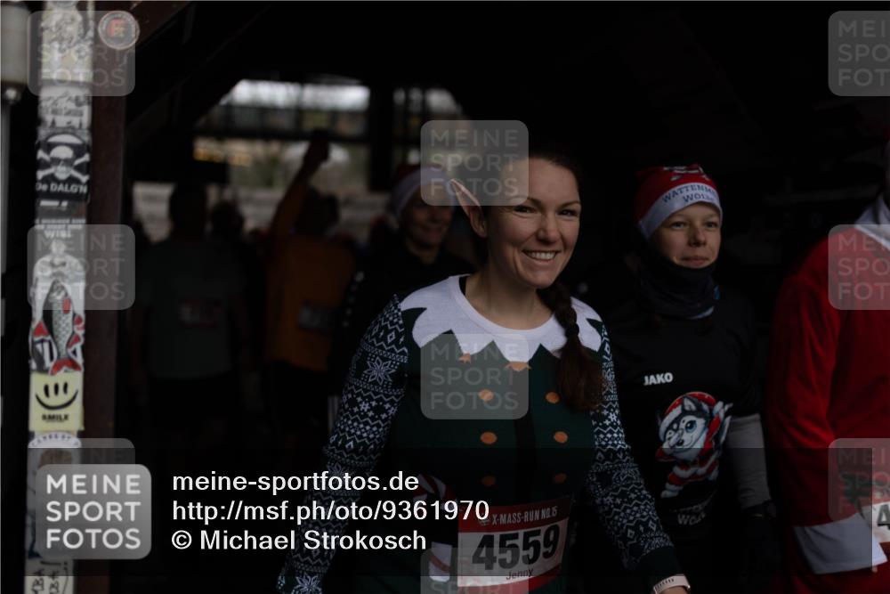 07.12.2025 - St. Pauli X-Mass-Run No. 15 Michael Strokosch http://msf.ph/oto/9361970 07.12.2025 10:33:42 Laufen 48, 15, 4559 meine-sportfotos.de