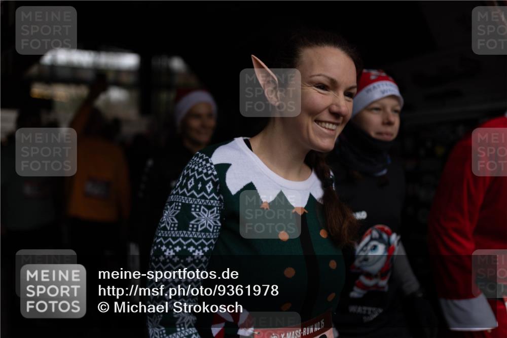 07.12.2025 - St. Pauli X-Mass-Run No. 15 Michael Strokosch http://msf.ph/oto/9361978 07.12.2025 10:33:42 Laufen 15 meine-sportfotos.de
