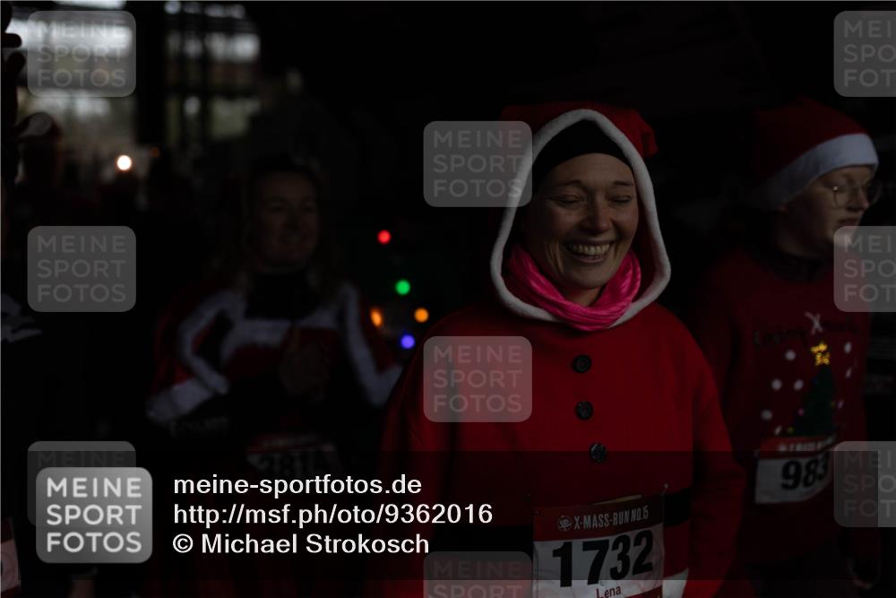 07.12.2025 - St. Pauli X-Mass-Run No. 15 Michael Strokosch http://msf.ph/oto/9362016 07.12.2025 10:34:11 Laufen 2814, 15, 1732, 983 meine-sportfotos.de