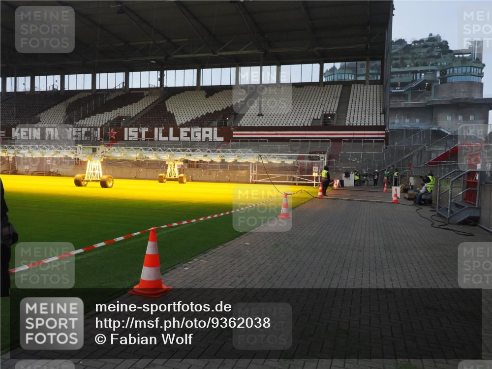 07.12.2025 - St. Pauli X-Mass-Run No. 15 Fabian Wolf http://msf.ph/oto/9362038 07.12.2025 09:59:54 Ziel 910, 911, 934, 1112, 2186, 2729, 2964 meine-sportfotos.de