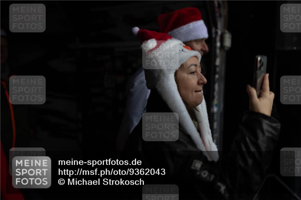 07.12.2025 - St. Pauli X-Mass-Run No. 15 Michael Strokosch http://msf.ph/oto/9362043 07.12.2025 10:34:23 Laufen  meine-sportfotos.de