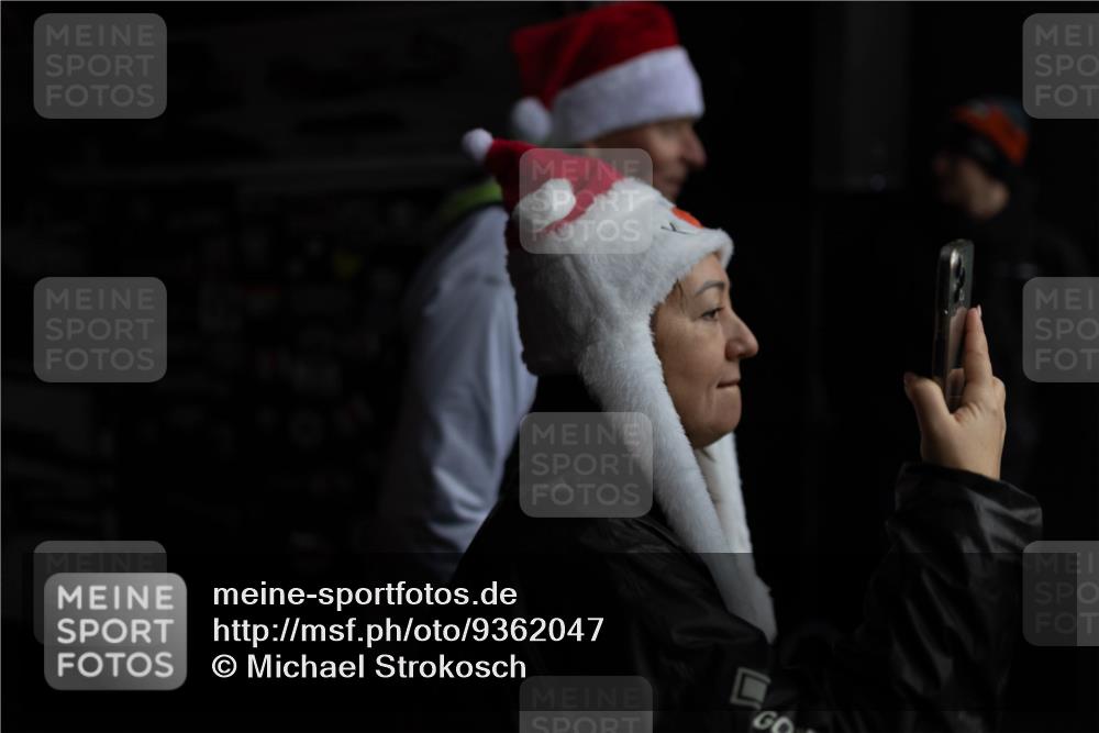 07.12.2025 - St. Pauli X-Mass-Run No. 15 Michael Strokosch http://msf.ph/oto/9362047 07.12.2025 10:34:23 Laufen  meine-sportfotos.de