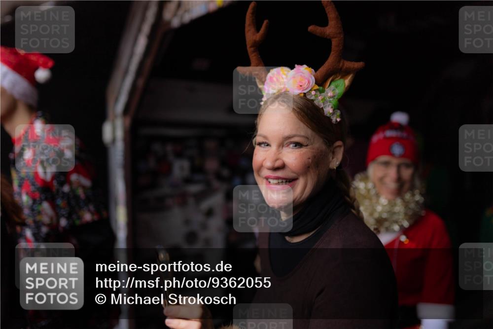 07.12.2025 - St. Pauli X-Mass-Run No. 15 Michael Strokosch http://msf.ph/oto/9362055 07.12.2025 10:34:34 Laufen  meine-sportfotos.de