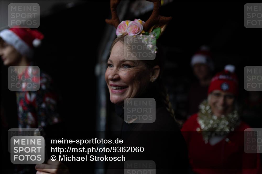 07.12.2025 - St. Pauli X-Mass-Run No. 15 Michael Strokosch http://msf.ph/oto/9362060 07.12.2025 10:34:34 Laufen  meine-sportfotos.de