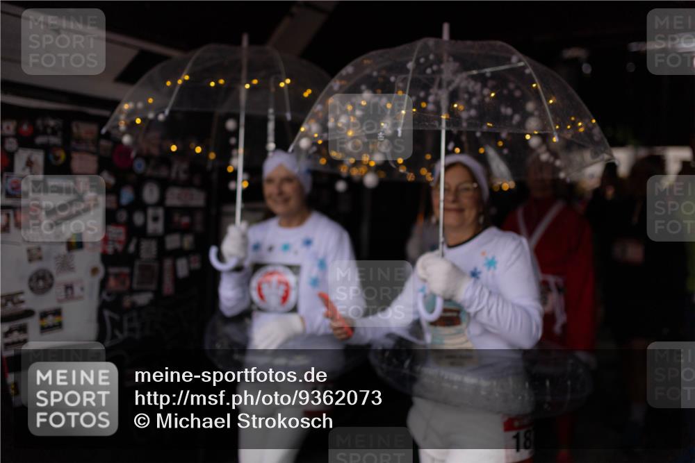 07.12.2025 - St. Pauli X-Mass-Run No. 15 Michael Strokosch http://msf.ph/oto/9362073 07.12.2025 10:34:39 Laufen 18, 18 meine-sportfotos.de