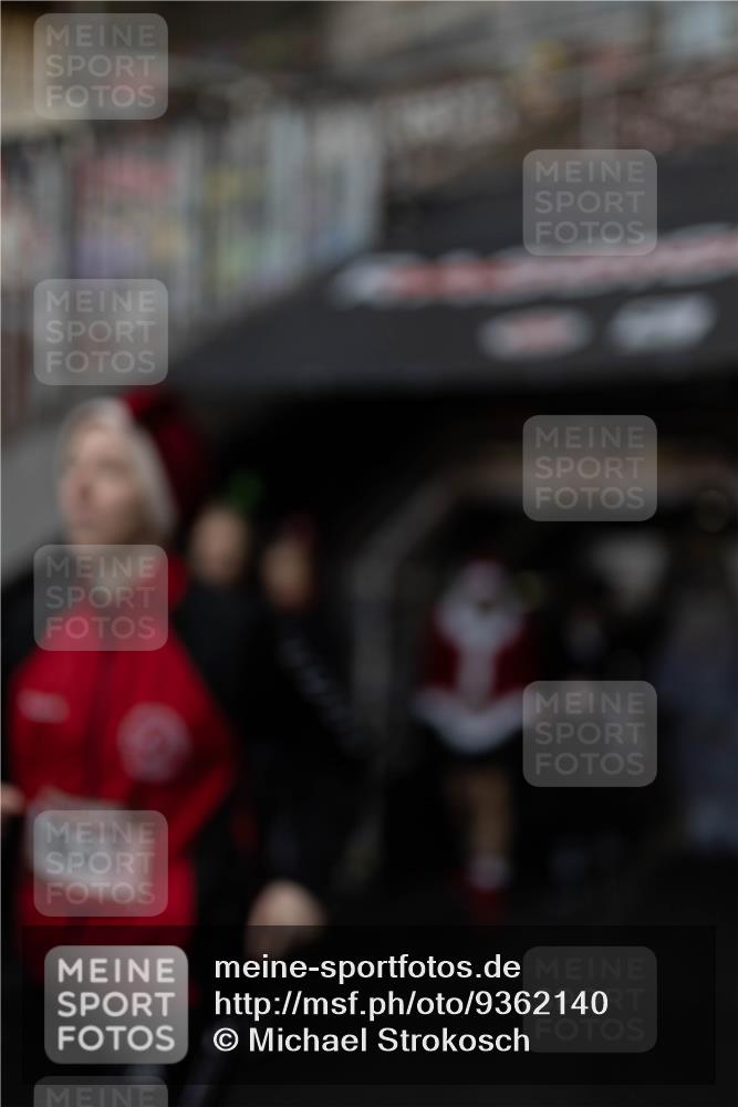 07.12.2025 - St. Pauli X-Mass-Run No. 15 Michael Strokosch http://msf.ph/oto/9362140 07.12.2025 10:35:18 Laufen  meine-sportfotos.de