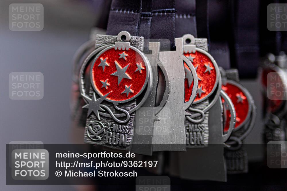 07.12.2025 - St. Pauli X-Mass-Run No. 15 Michael Strokosch http://msf.ph/oto/9362197 07.12.2025 10:40:58 Laufen  meine-sportfotos.de