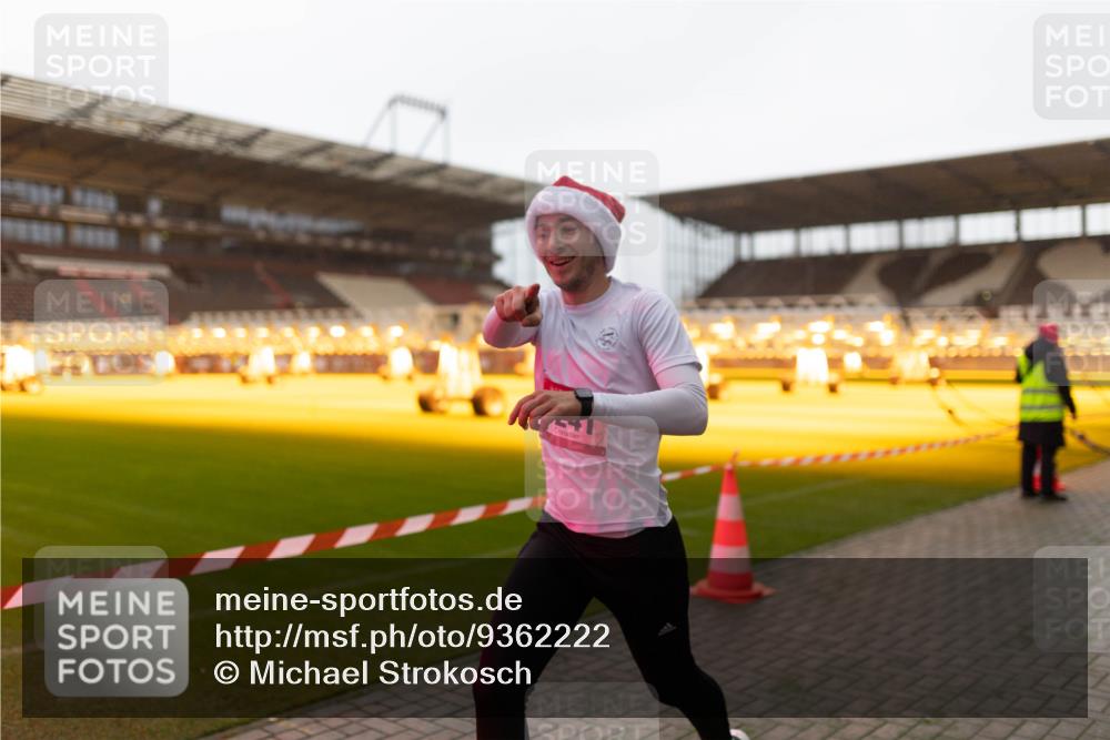 07.12.2025 - St. Pauli X-Mass-Run No. 15 Michael Strokosch http://msf.ph/oto/9362222 07.12.2025 10:53:06 Laufen 000000 meine-sportfotos.de