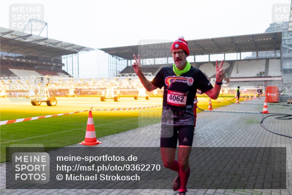 07.12.2025 - St. Pauli X-Mass-Run No. 15 Michael Strokosch http://msf.ph/oto/9362270 07.12.2025 10:54:08 Laufen 4062 meine-sportfotos.de