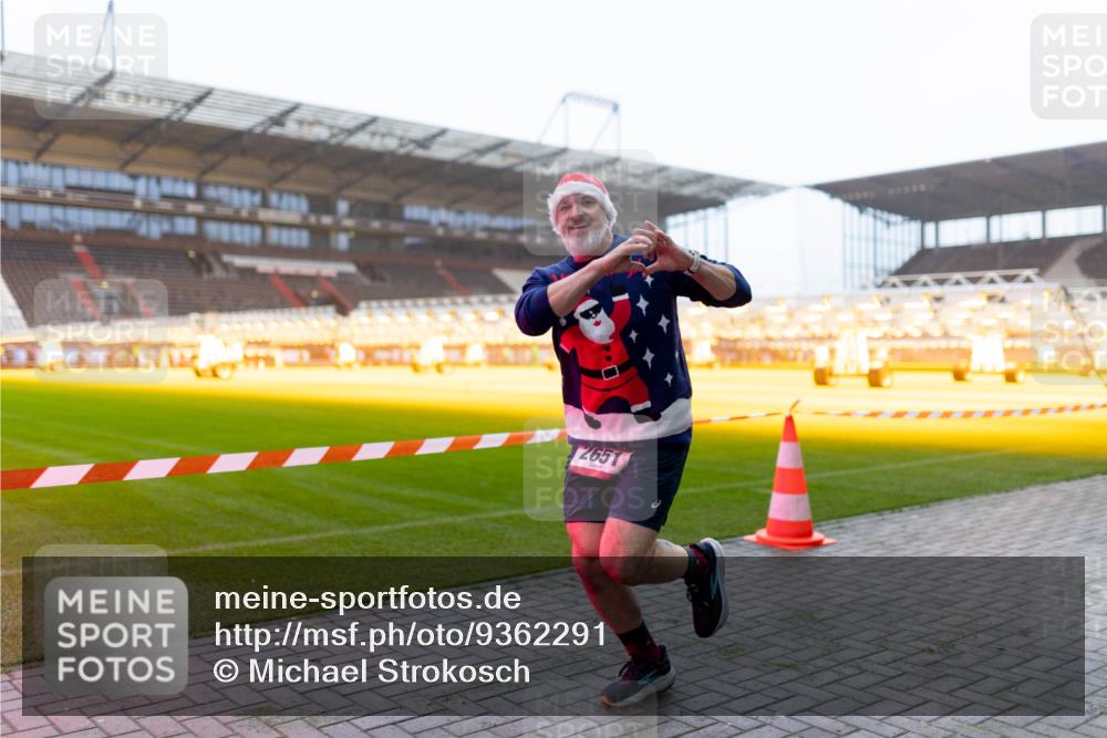 07.12.2025 - St. Pauli X-Mass-Run No. 15 Michael Strokosch http://msf.ph/oto/9362291 07.12.2025 10:54:20 Laufen 2651 meine-sportfotos.de