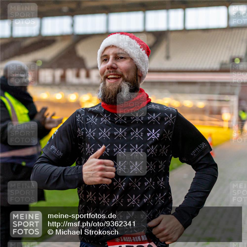 07.12.2025 - St. Pauli X-Mass-Run No. 15 Michael Strokosch http://msf.ph/oto/9362341 07.12.2025 10:56:12 Laufen  meine-sportfotos.de