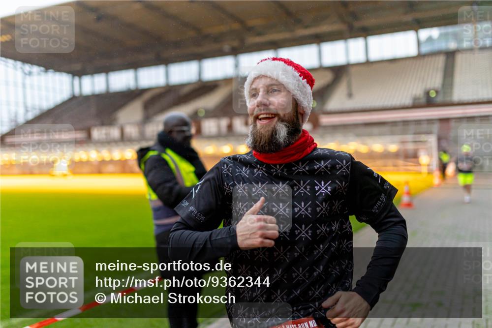07.12.2025 - St. Pauli X-Mass-Run No. 15 Michael Strokosch http://msf.ph/oto/9362344 07.12.2025 10:56:12 Laufen  meine-sportfotos.de