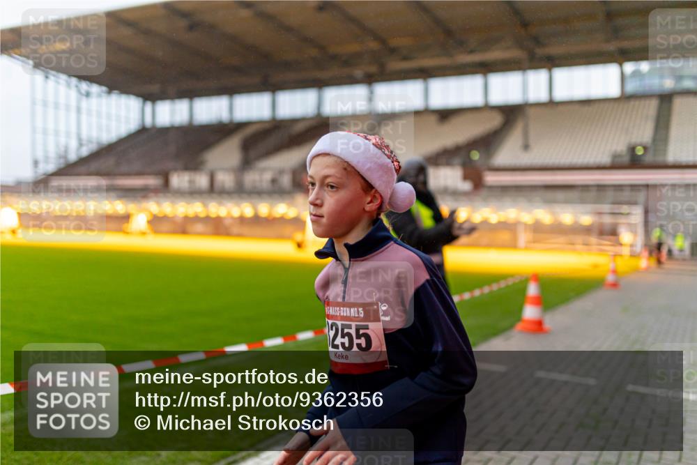 07.12.2025 - St. Pauli X-Mass-Run No. 15 Michael Strokosch http://msf.ph/oto/9362356 07.12.2025 10:56:32 Laufen 15, 255 meine-sportfotos.de