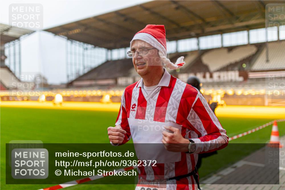 07.12.2025 - St. Pauli X-Mass-Run No. 15 Michael Strokosch http://msf.ph/oto/9362372 07.12.2025 10:56:45 Laufen 15 meine-sportfotos.de