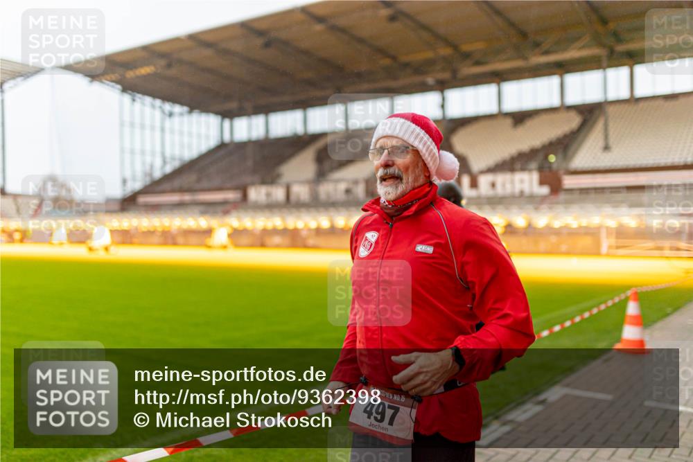 07.12.2025 - St. Pauli X-Mass-Run No. 15 Michael Strokosch http://msf.ph/oto/9362398 07.12.2025 10:56:59 Laufen 15, 497 meine-sportfotos.de
