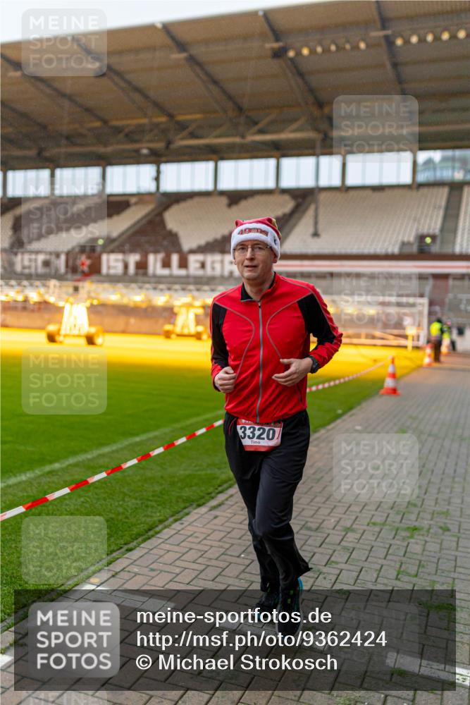 07.12.2025 - St. Pauli X-Mass-Run No. 15 Michael Strokosch http://msf.ph/oto/9362424 07.12.2025 10:57:11 Laufen 1, 1, 49, 3320 meine-sportfotos.de