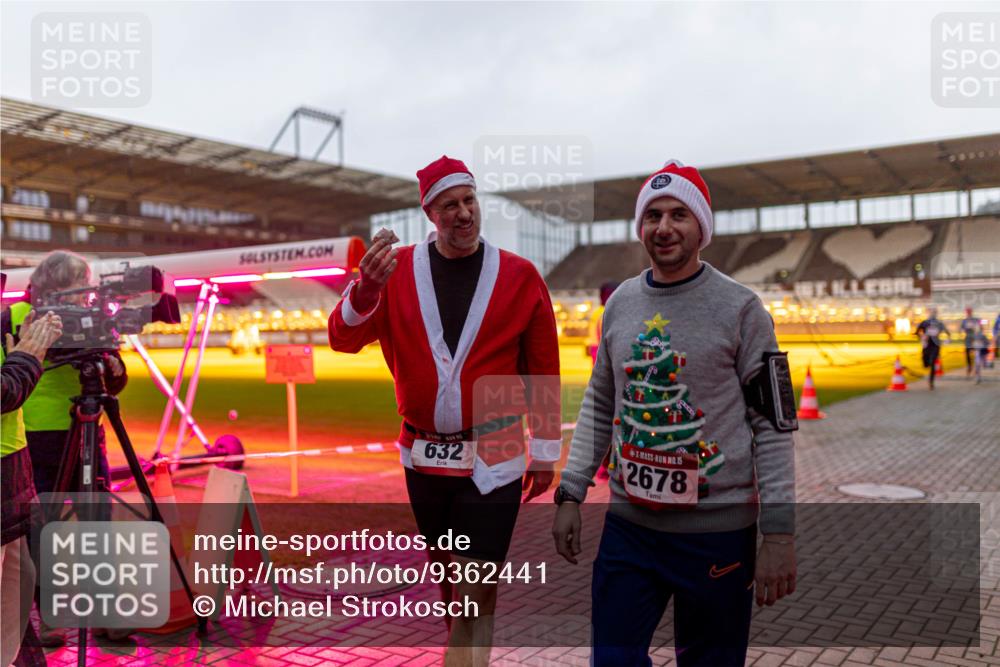 07.12.2025 - St. Pauli X-Mass-Run No. 15 Michael Strokosch http://msf.ph/oto/9362441 07.12.2025 10:58:37 Laufen 632, 15, 2678 meine-sportfotos.de