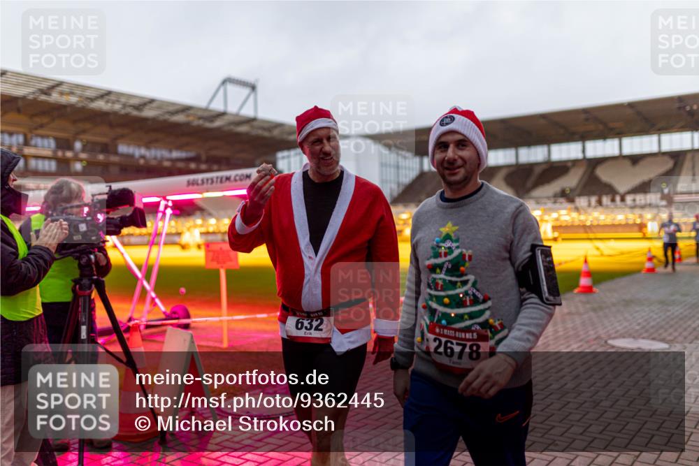 07.12.2025 - St. Pauli X-Mass-Run No. 15 Michael Strokosch http://msf.ph/oto/9362445 07.12.2025 10:58:37 Laufen 632, 15, 2678 meine-sportfotos.de