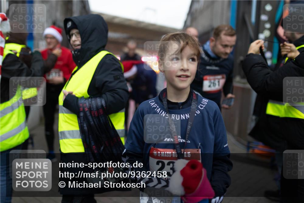 07.12.2025 - St. Pauli X-Mass-Run No. 15 Michael Strokosch http://msf.ph/oto/9362458 07.12.2025 10:59:04 Laufen 0, 15, 23, 261 meine-sportfotos.de