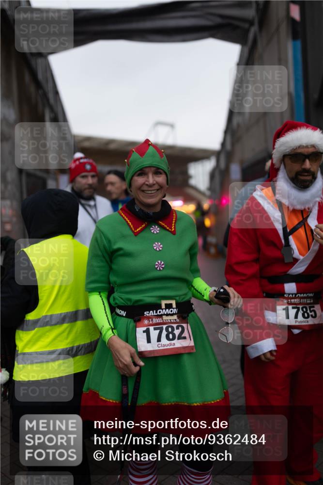 07.12.2025 - St. Pauli X-Mass-Run No. 15 Michael Strokosch http://msf.ph/oto/9362484 07.12.2025 10:59:21 Laufen 1782, 1785 meine-sportfotos.de
